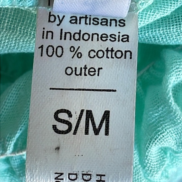 Andi Bagus Green Blouse with Relaxed Boxy Smock fit - Picture 6 of 6